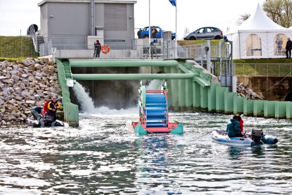 EDF-roue-energie-tomy-ungerer-descente-rhin-reportage-evenementiel-photographe-alsace-075