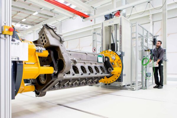 Liebherr - Usine de Colmar - Chaine de montage - Reportage Industriel - Photographe professionnel à Strasbourg dans le Bas-Rhin en Alsace
