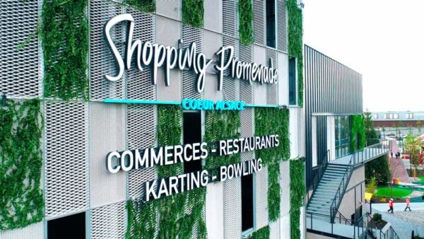 Végétal Indoor - Vidéo aérienne au drone à la Shopping Promenade