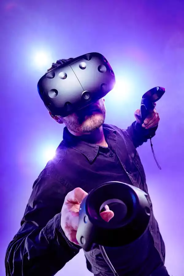 Réalité virtuelle - Couverture Gaztte des Métiers d'Alsace - Studio photo Strasbourg