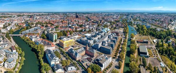 Prise de vue de la ville de Strasbourg réalisée par drone