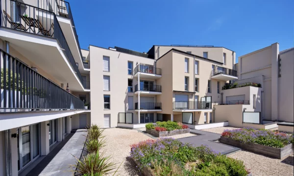 Cour intérieure de la résidence Opéra réalisée par Bouygues Immobilier à Reims
