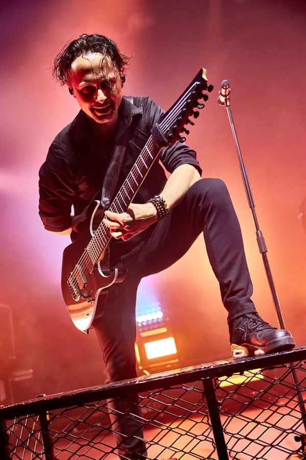 Jack, guitariste du groupe Dust In Mind, en concert à La Laiterie à Strasbourg