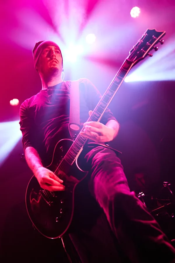 Seb, guitariste du groupe White Ritual, en concert au Grillen à Colmar